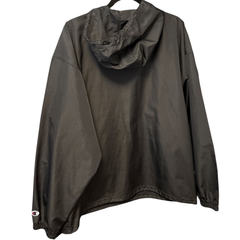 Champion Windbreaker - Picture 11 of 12